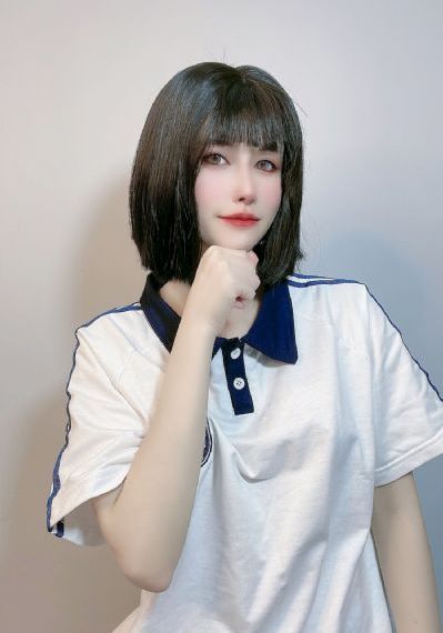 年轻善良的妻子