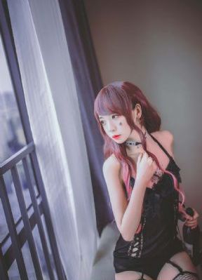 美女的咪咪