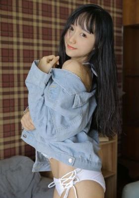 shkd夫の目の前で犯在线