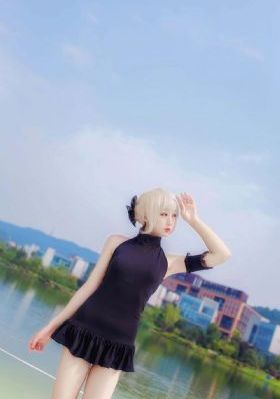 沦为玩具的女教师静怡